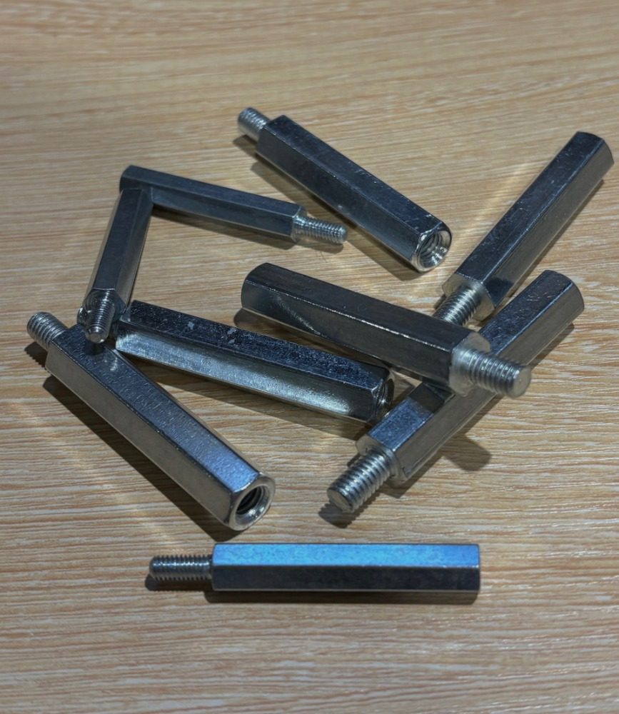 entretoises-hexagonales-m6-acier